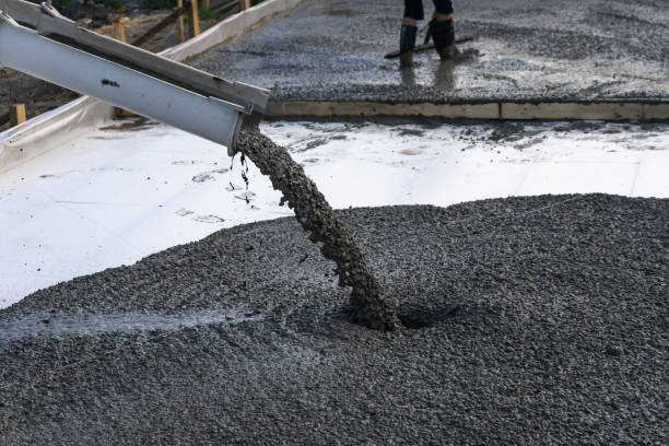 Best Custom Concrete Contractor  in Dallas, TX