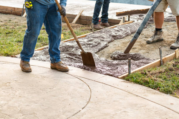 Best Concrete Walkway Installation  in Dallas, TX